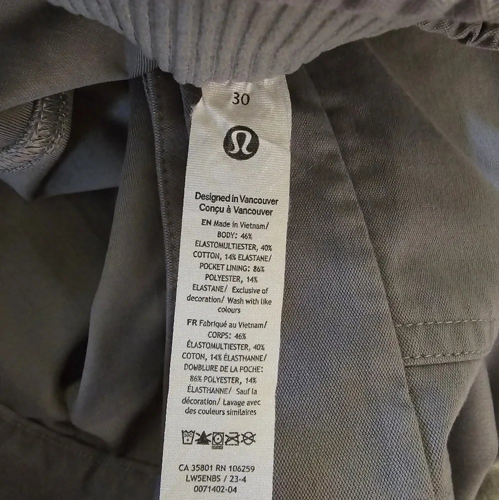 Lululemon Light Utilitech Cargo Pocket High-Rise Pant In Rhino Grey - Picture 7 of 8